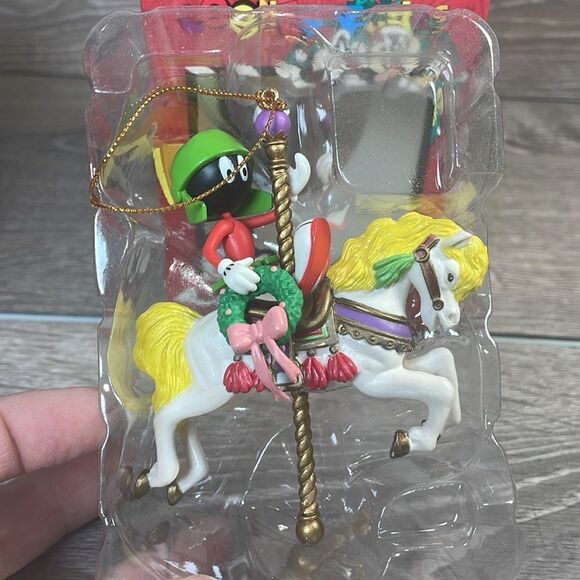 NOB Vintage Looney Tunes “Marvin the Martian” 3 Christmas Collectible Ornaments - Picture 2 of 10
